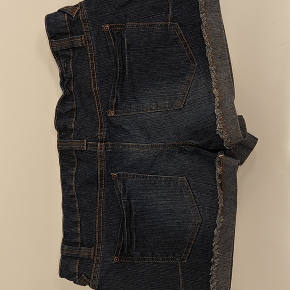 Denim shorts like-new - Picture 4 of 4